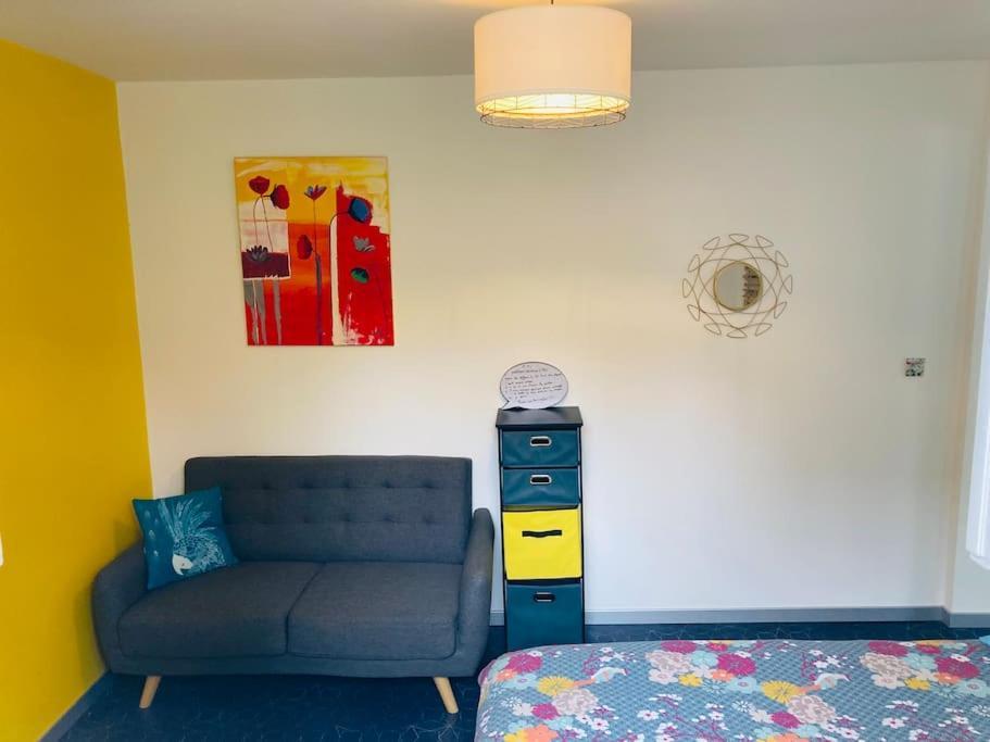 Logement Independant,Calme A 2 Pas Du Centre Ville ラニオン エクステリア 写真